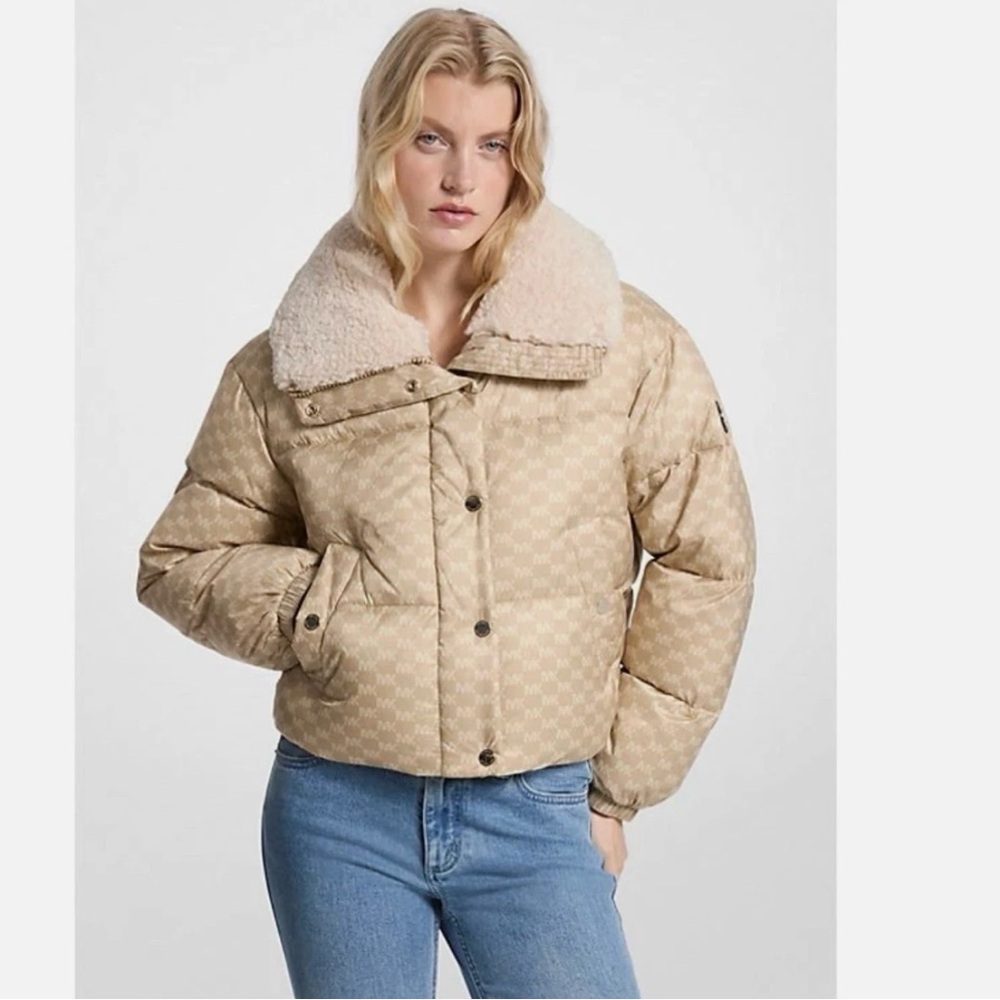 Michael Kors Collared MK Logo Print Puffer Jacket Size‎ Medium Champagne Beige